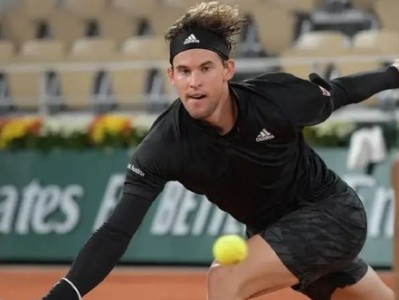 乐动体育官网关于费德勒在TES比赛中回归赛场，绝杀引发热议！的信息