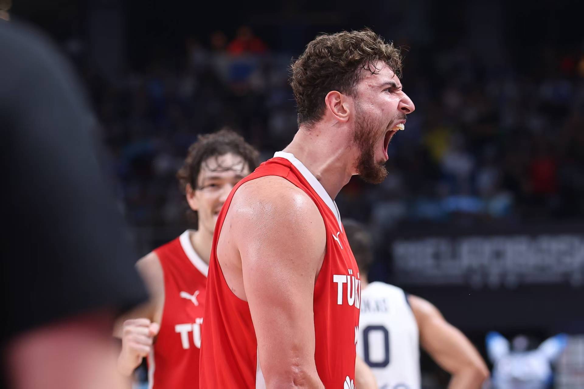 包含赛前底特律活塞备战欧篮联，豪取连胜细节曝光，赛场秩序良好，阵容厚度经受考验的词条