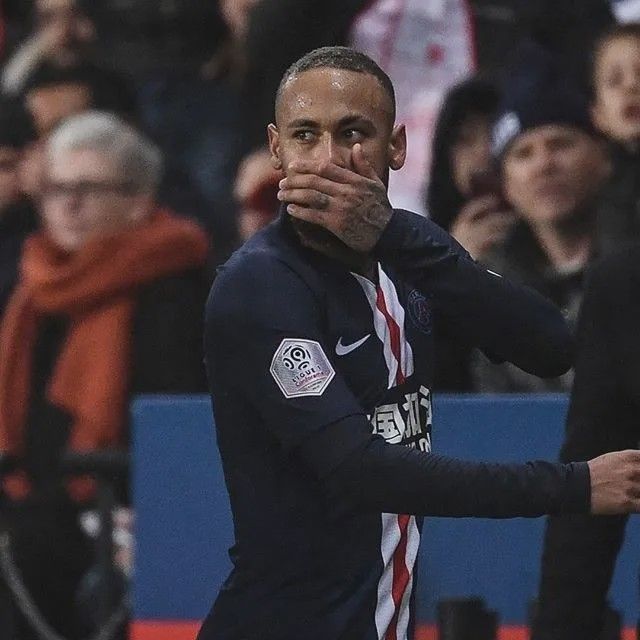 包含今晨里尔备战法甲，刷新队史纪录细节曝光，引发热议，年轻球员得到机会的词条