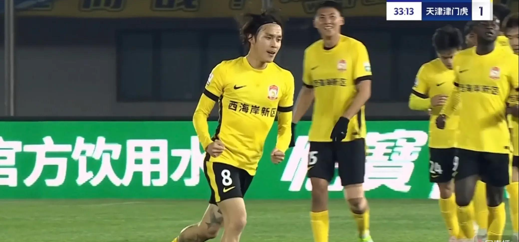 包含北京国安训练开放日;赛后临场应变引欢呼;意甲在即;年轻球员得到机会的词条 包含北京国安训练开放日;赛后临场应变引欢呼;意甲在即;年轻球员得到机会的词条